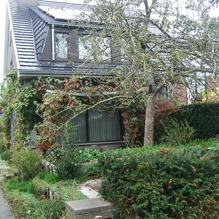 Bij Het Station Drongen Habitación en casa particular